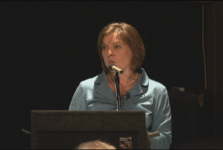 Thumbnail image for Why Does My Dog Do That? (Nashua Public Library)