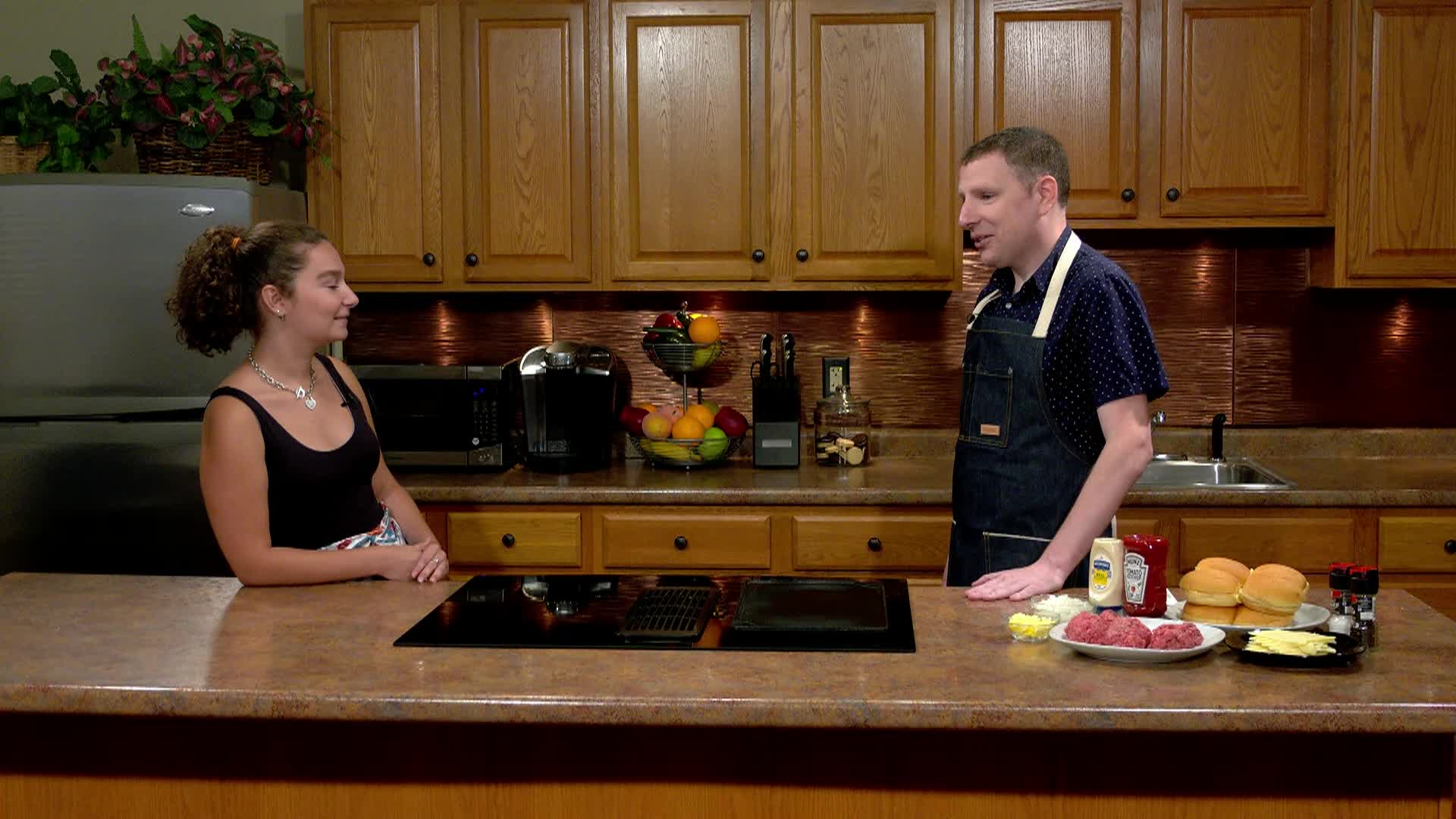 What's Cooking in Town - Smash Burgers