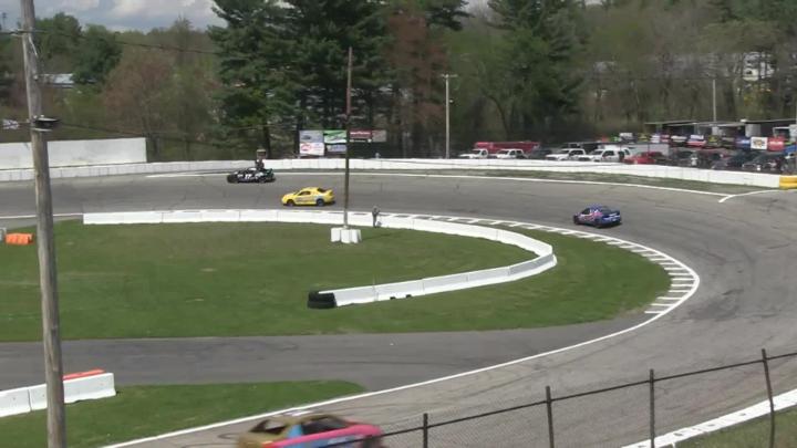 Thumbnail image for Late Model Stock Car Racing - Mothers Day Madness 05-10-26