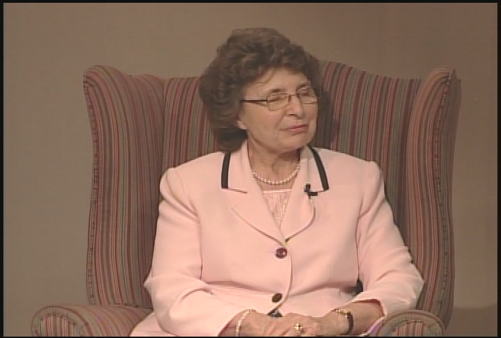 Thumbnail image for Chattin' Presidentially with Jeanine ep1